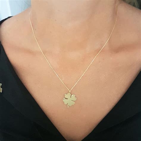 4 leaf clover chain necklace.